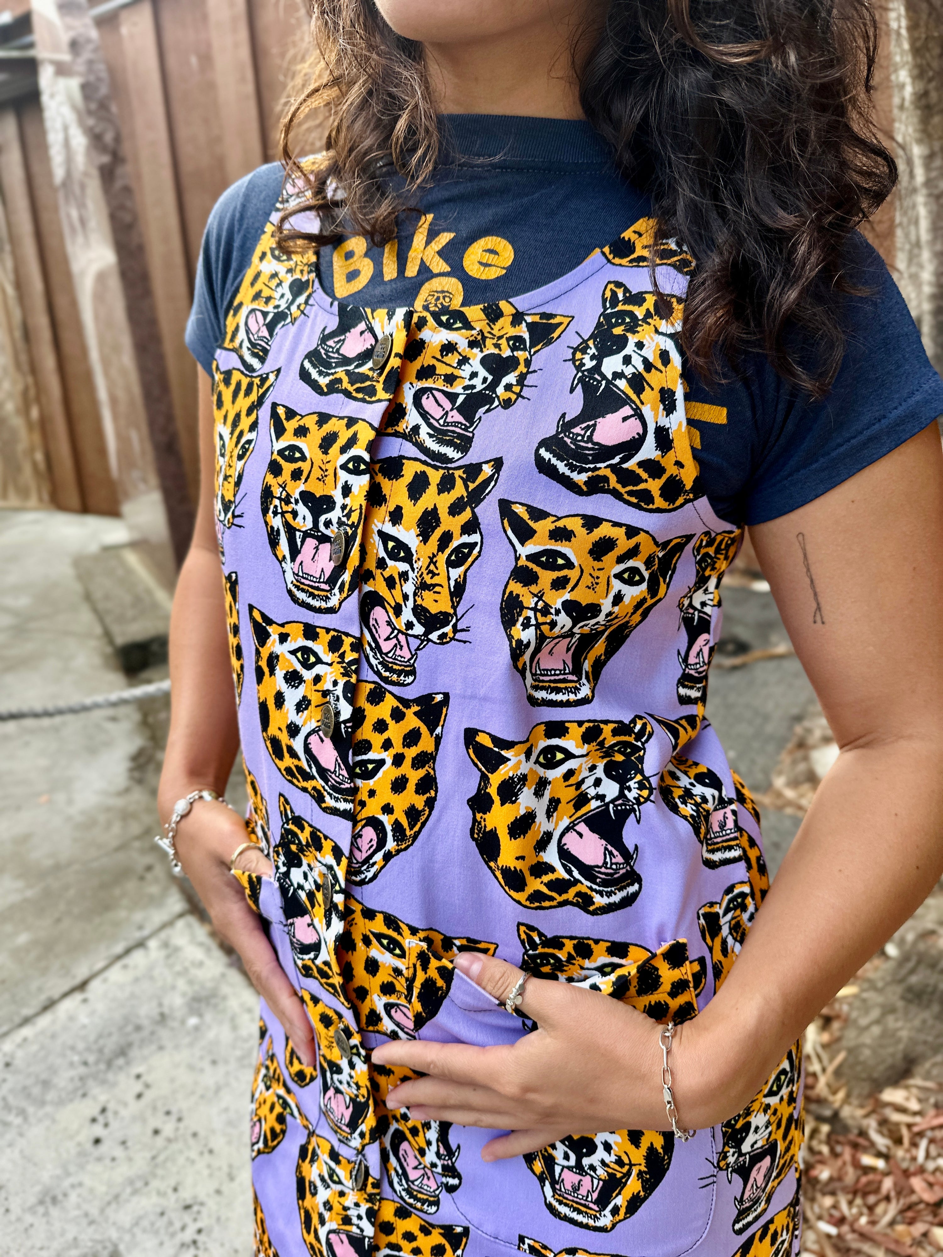 Twill Chloe Cheetah Head