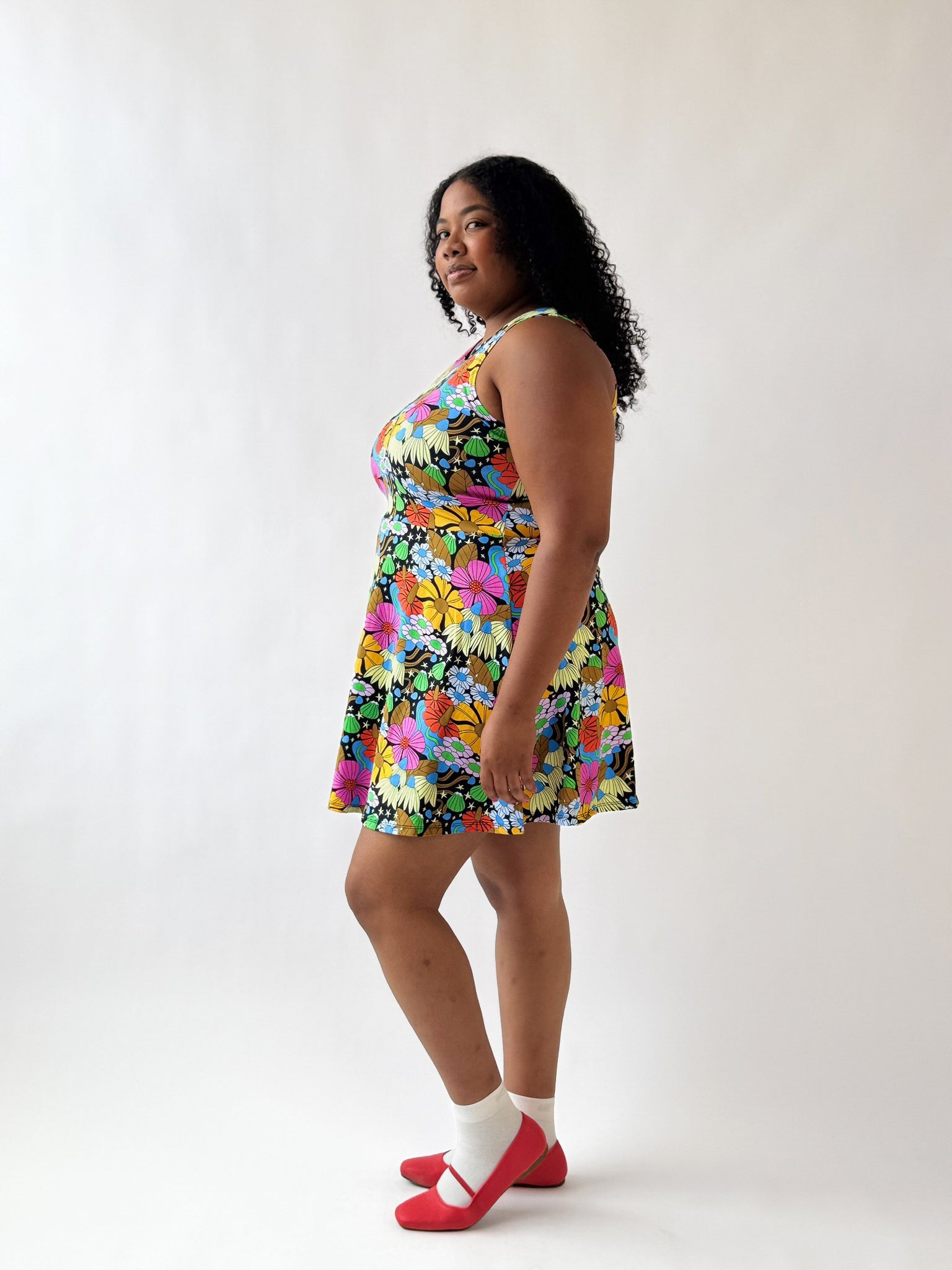 Brenda Cosmic Floral