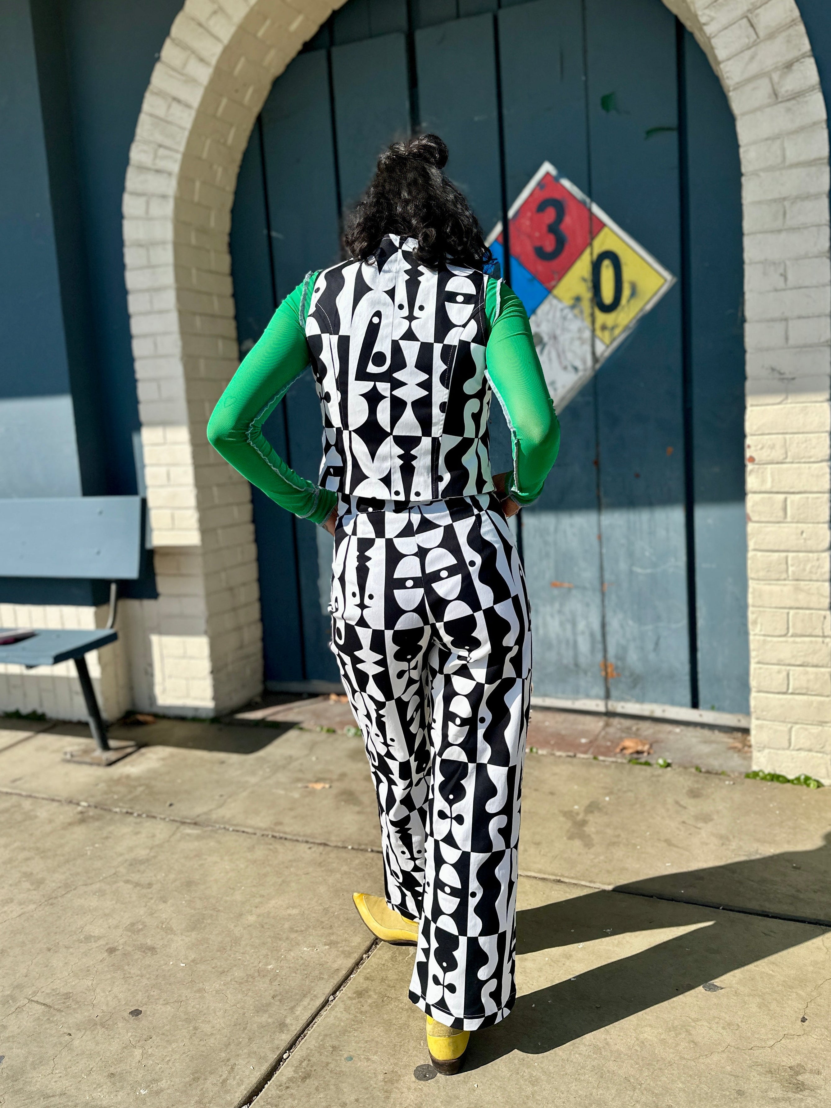 Casual Bell Illusions