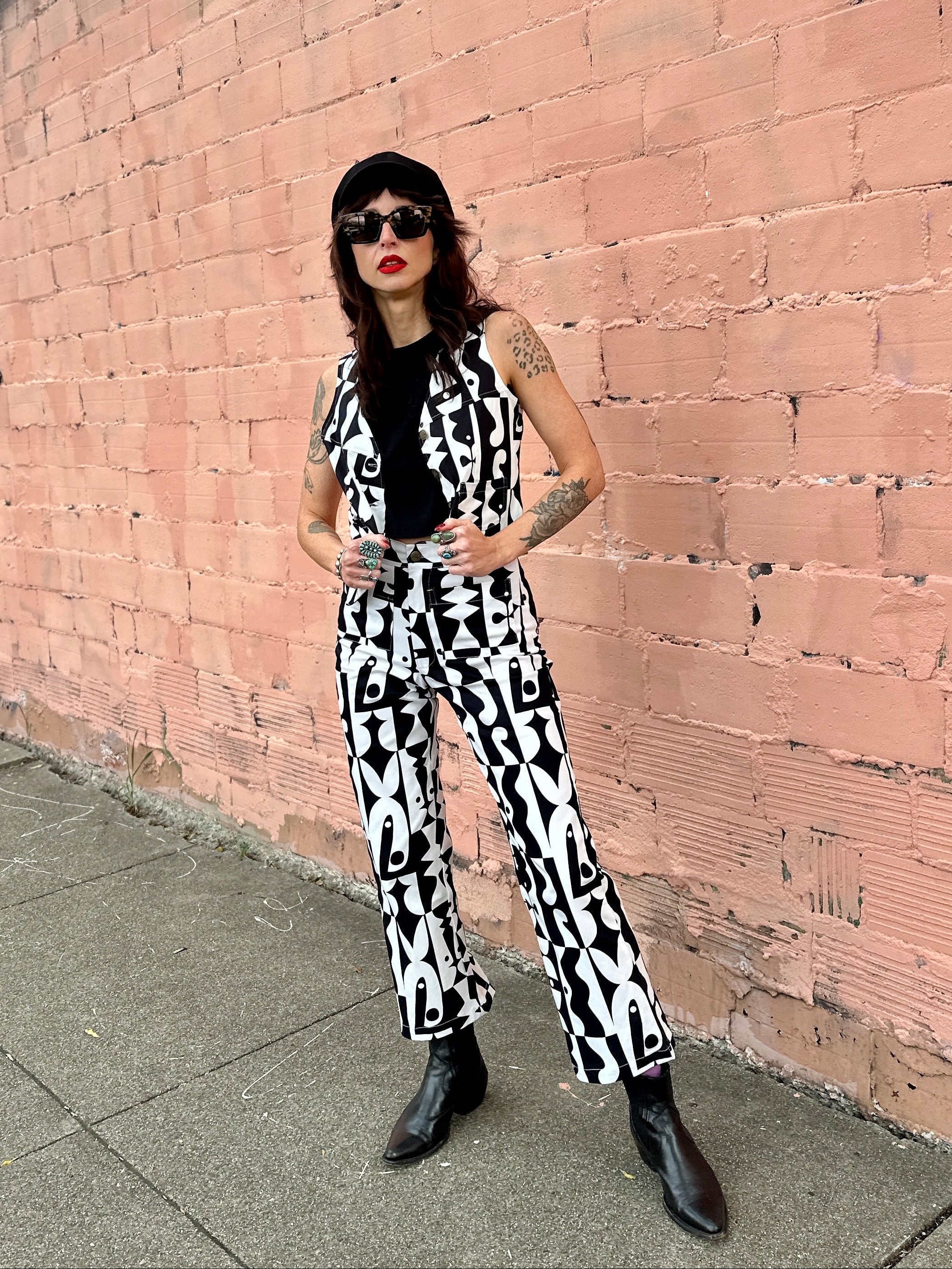 Casual Bell Illusions