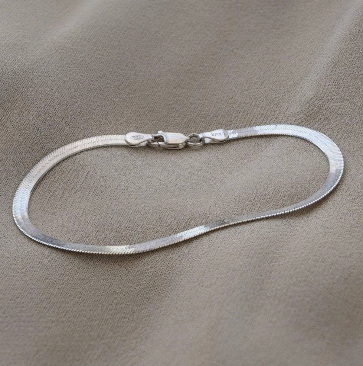 Slinky Herringbone Chain Bracelet - Silver