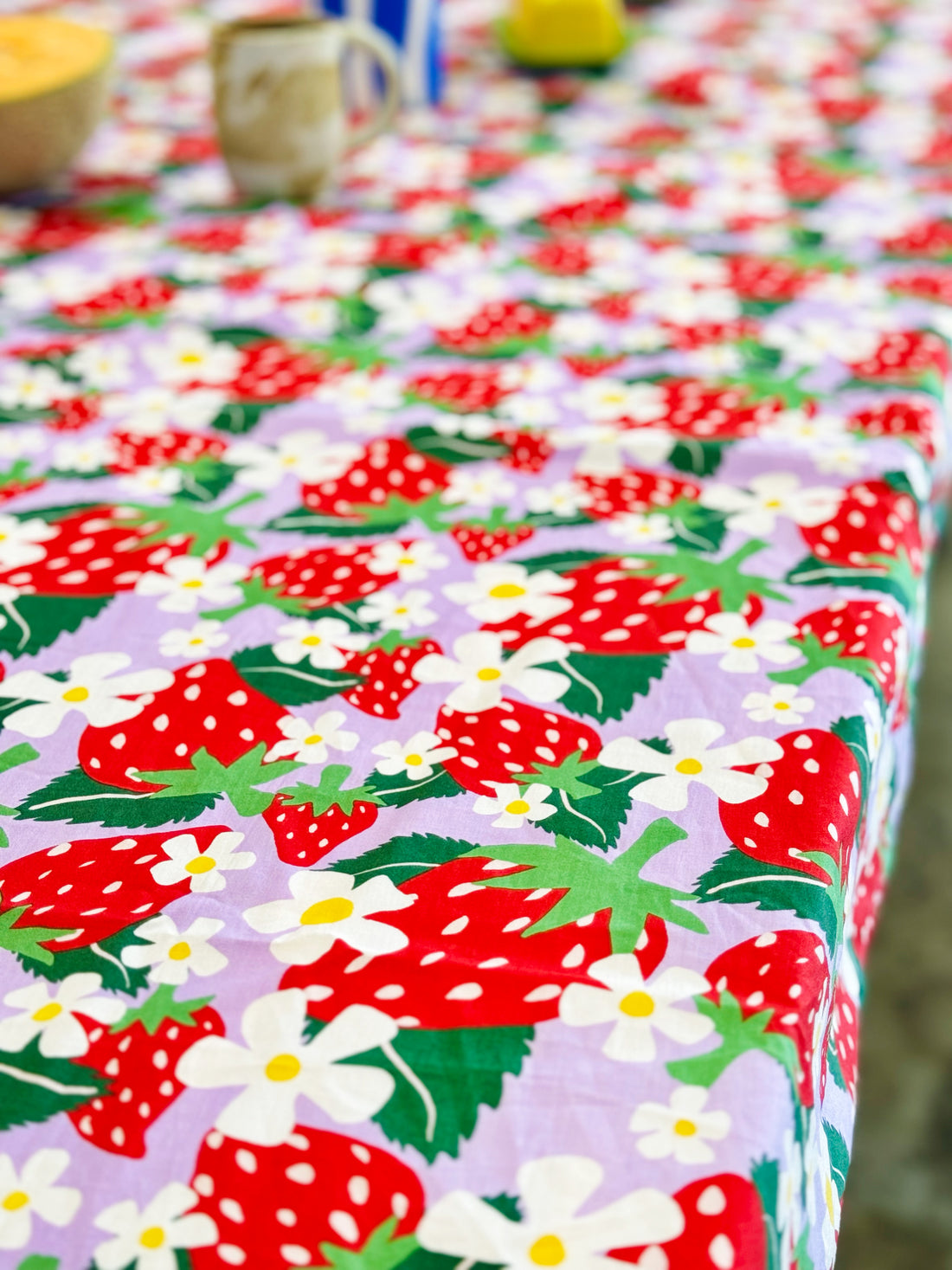 Tablecloth Berries