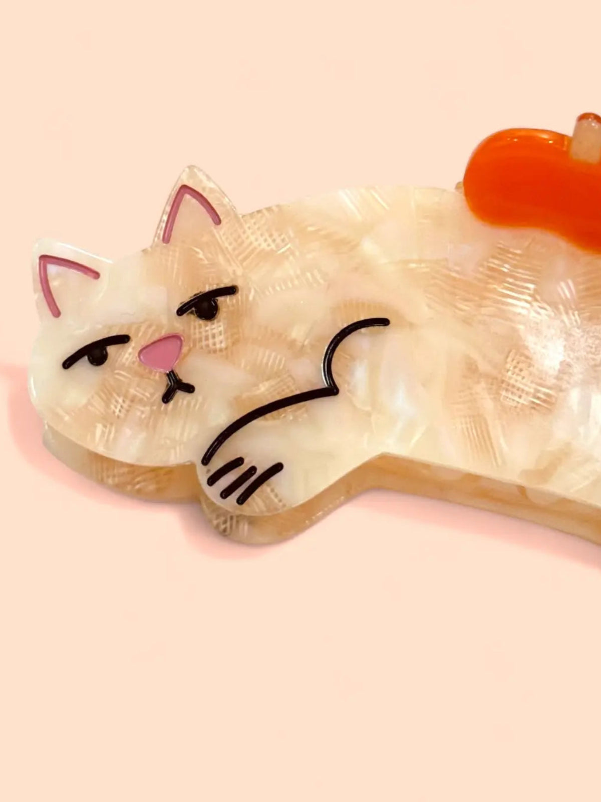 Micio The Cat Hair Claw