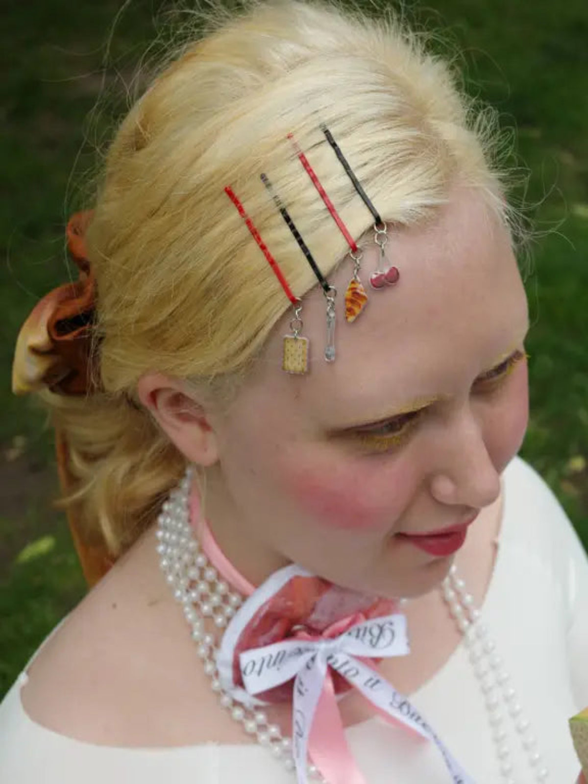 Picnic Bobby Pins