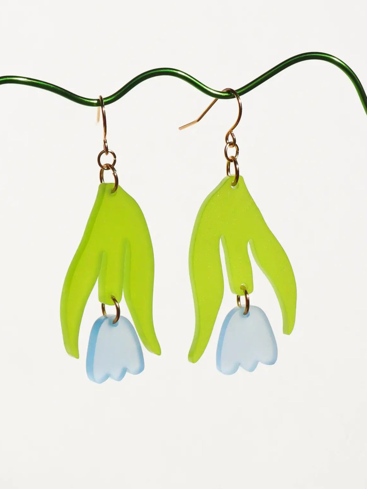 Garden Dangles - Frosted Sky